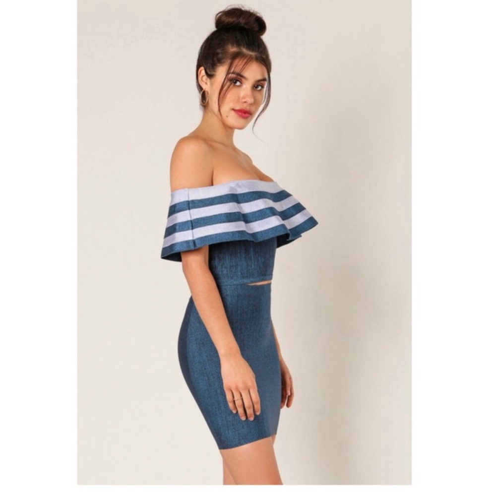NWT WOW Couture Crop Top
